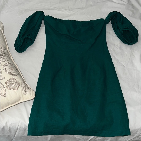 Forever 21 Green Off-Shoulder Mini Dress - Picture 3 of 7